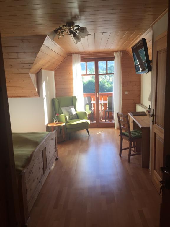 Hotel Restaurant Grune Au Poellau Zewnętrze zdjęcie