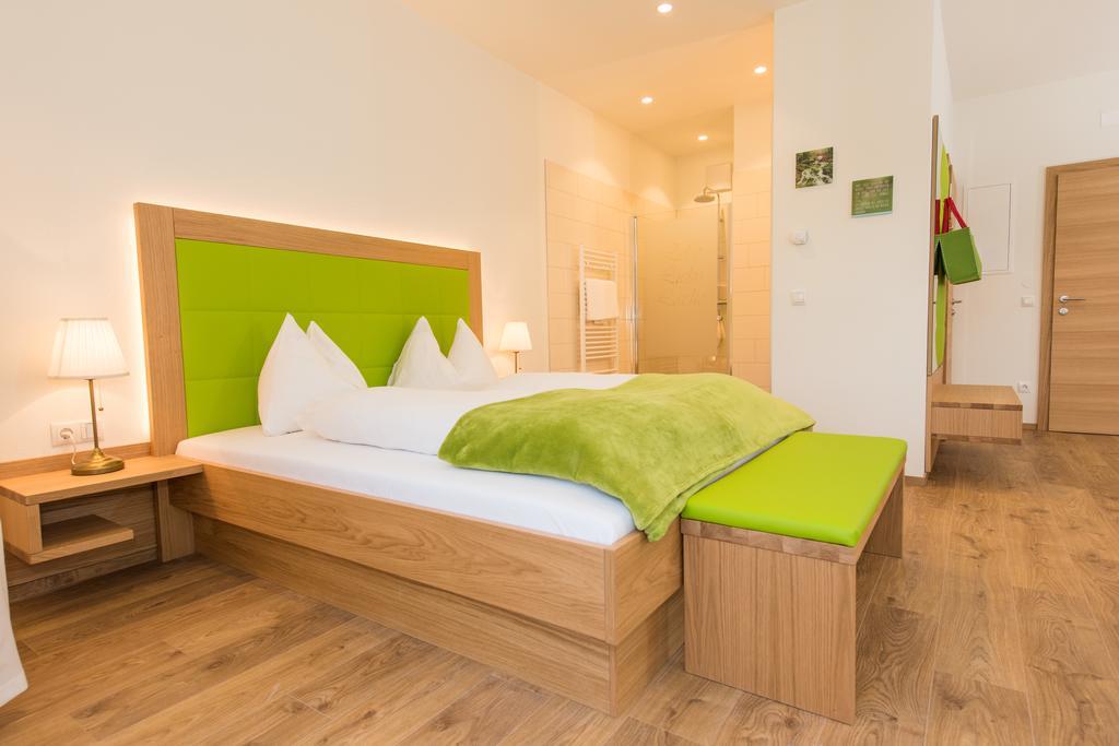 Hotel Restaurant Grune Au Poellau Zewnętrze zdjęcie